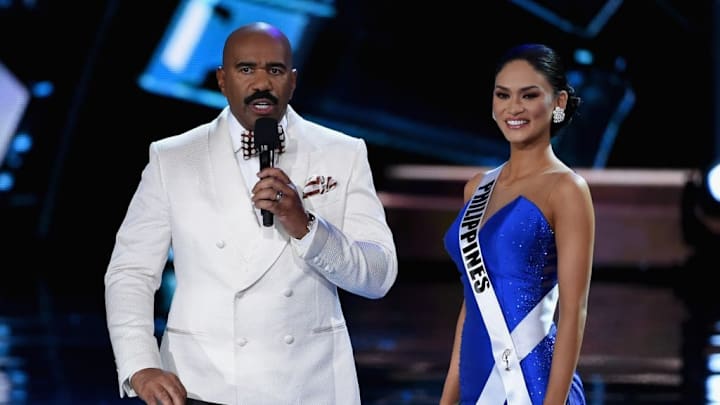 Steve Harvey se equivoca al anunciar a la ganadora de Miss Universo 2015