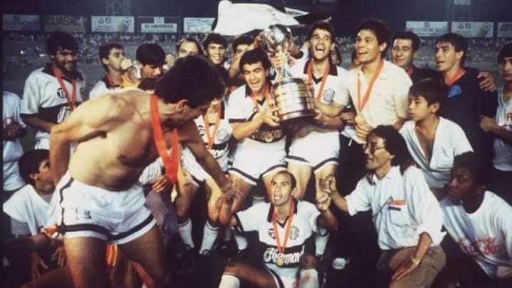 Olimpia campeón 1990