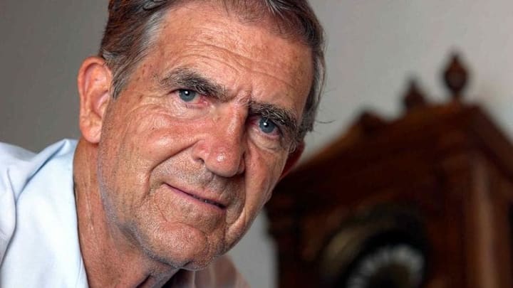 El entrenador Raúl Cárdenas.