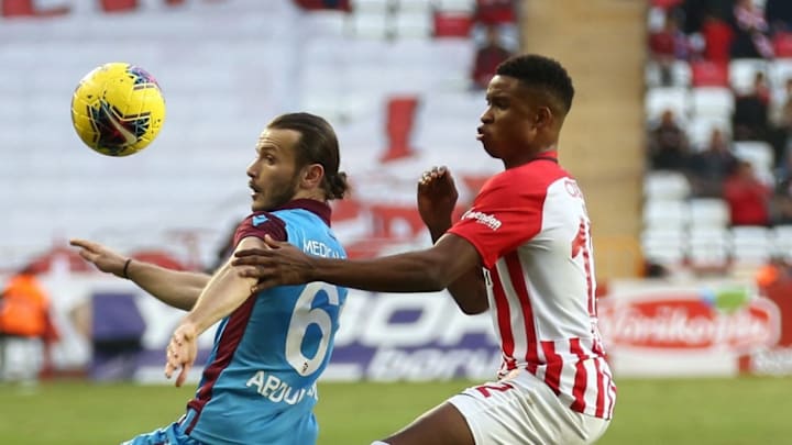 Trabzonspor-Fraport TAV Antalyaspor Mücadelesinde 11'ler ...