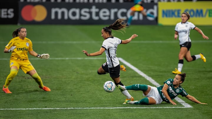 Corinthians venceu primeiro jogo por 1 a 0