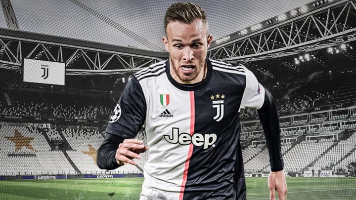Arthur s'est engagé avec la Juventus. Arthur s'est engagé avec la Juventus.