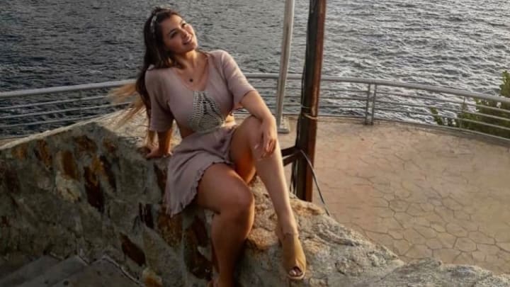 Destrozan a Yessica González por lucir aparentemente "deforme" tras cirugías Destrozan a Yessica González por lucir aparentemente "deforme" tras cirugías