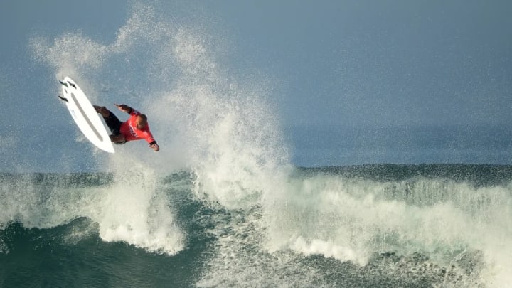 Kelly Slater airs it out. 