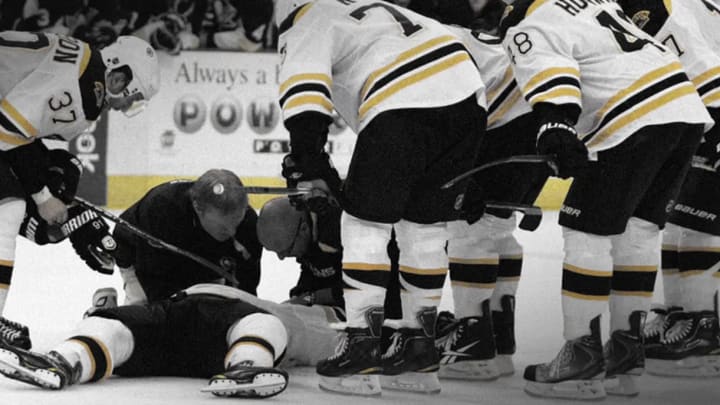 Marc Savard opens up about 'dark days' of concussions