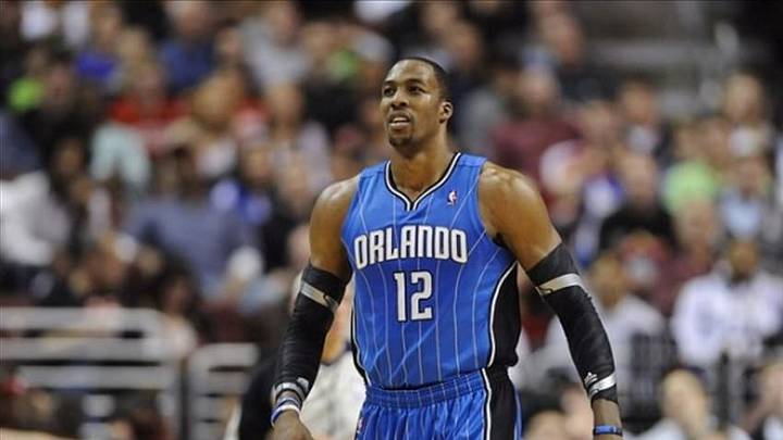 Dwight Howard has informed the Los Angeles Lakers that he'd sign a long term contract with them if traded there. (Mandatory Credit: Howard Smith-US PRESSWIRE)
