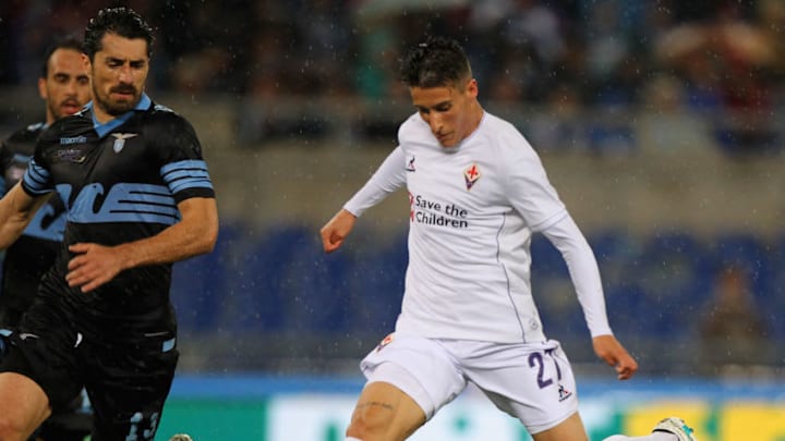 ROME, ITALY - MAY 15: Cristian Tello of ACF Fiorentina scores the team's third goal during the Serie A match between SS Lazio and ACF Fiorentina at Stadio Olimpico on May 15, 2016 in Rome, Italy. (Photo by Paolo Bruno/Getty Images)