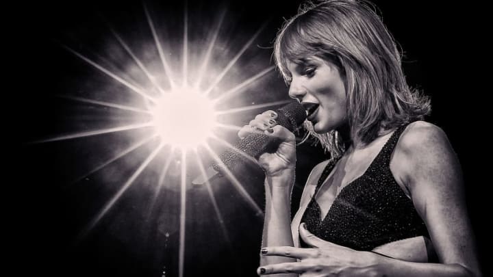 LOS ANGELES, CA - AUGUST 21: (EDITORS NOTE: This image has been altered digitally) Singer-songwriter Taylor Swift onstage during The 1989 World Tour Live In Los Angeles at Staples Center on August 21, 2015 in Los Angeles, California. (Photo by Christopher Polk/Getty Images for TAS)