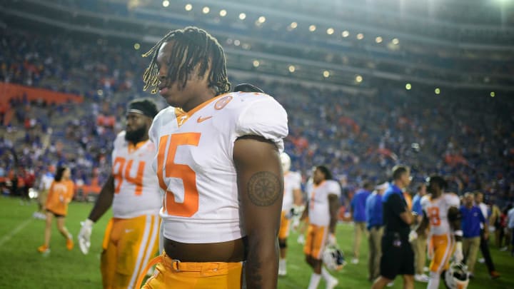Tennessee linebacker Kwauze Garland (15) walks off the field after losing to Florida 38-14 at Ben Hill Griffin Stadium in Gainesville, Fla. on Saturday, Sept. 25, 2021.Kns Tennessee Florida Football