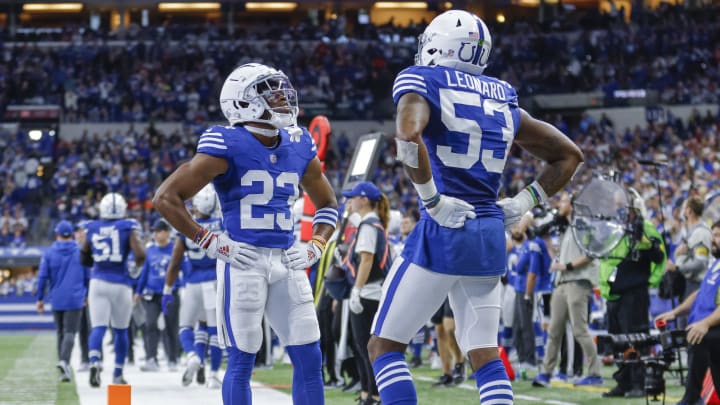 INDIANAPOLIS, IN – NOVEMBER 28: Andrew Sendejo #23 and Darius Leonard #53 of the Indianapolis Colts react after a Tampa Bay Buccaneers touchdown late in the game at Lucas Oil Stadium on November 28, 2021 in Indianapolis, Indiana. (Photo by Michael Hickey/Getty Images)