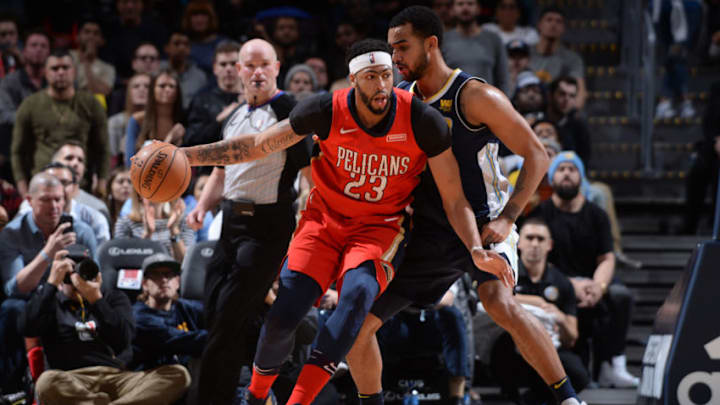 DENVER, CO - DECEMBER 15: Anthony Davis #23 of the New Orleans Pelicans handles the ball against the Denver Nuggets on December 15, 2017 at the Pepsi Center in Denver, Colorado. NOTE TO USER: User expressly acknowledges and agrees that, by downloading and/or using this Photograph, user is consenting to the terms and conditions of the Getty Images License Agreement. Mandatory Copyright Notice: Copyright 2017 NBAE (Photo by Bart Young/NBAE via Getty Images)