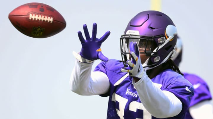 EAGAN, MN - AUGUST 14: Minnesota Vikings running back Dalvin Cook (33) catches the ball during training camp on August 14, 2018 at Twin Cities Orthopedics Performance Center in Eagan, MN.(Photo by Nick Wosika/Icon Sportswire via Getty Images)