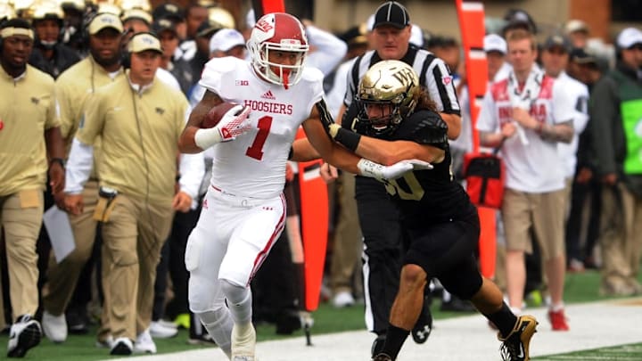 WINSTON-SALEM, NC - SEPTEMBER 26: Simmie Cobbs Jr.