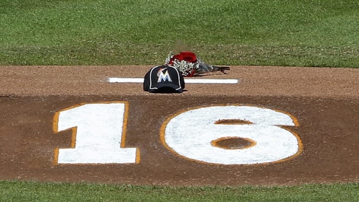 MIAMI, FL - SEPTEMBER 25: Flowers, a hat and the number of Miami Marlins pitcher Jose Fernandez is shown on the pitching mound at Marlins Park on September 25, 2016 in Miami, Florida. Fernandez died in a boating accident. (Photo by Joe Skipper/Getty Images)