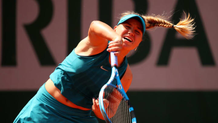 PARIS, FRANCE - MAY 28: Sofia Kenin of The United States serves during the ladies singles first round match against Naomi Osaka of Japan during day two of the 2018 French Open at Roland Garros on May 28, 2018 in Paris, France. (Photo by Clive Brunskill/Getty Images)