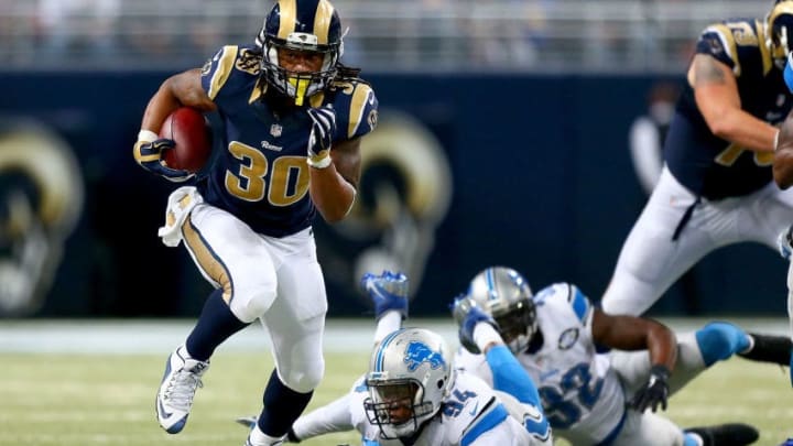 ST. LOUIS, MO - DECEMBER 13: Todd Gurley #30 of the St. Louis Rams carries the ball in the third quarter against the Detroit Lions at the Edward Jones Dome on December 13, 2015 in St. Louis, Missouri. (Photo by Dilip Vishwanat/Getty Images)