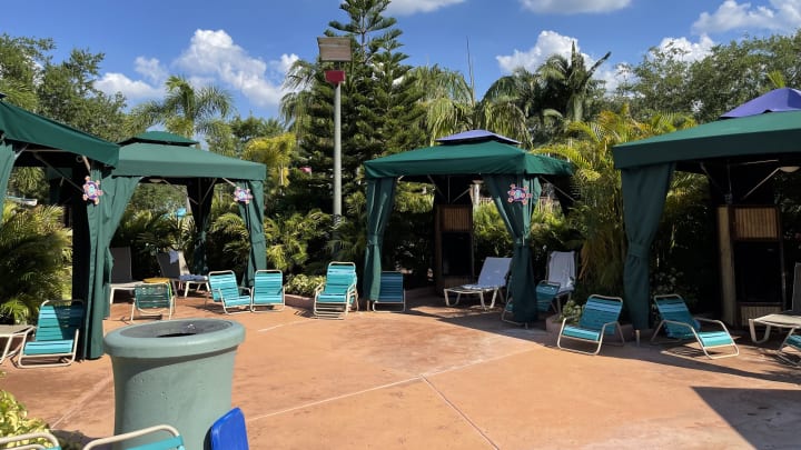 For a price, enjoy semi-private cabanas at Aquatica-themed water parks and have some peace of mind while you enjoy the park. Image courtesy Brian Miller