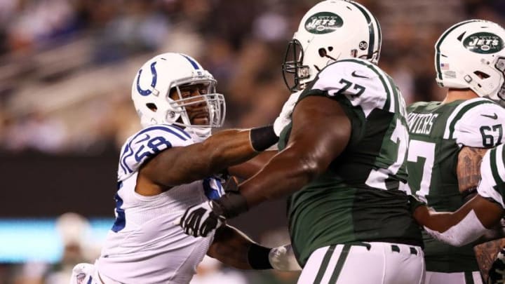 EAST RUTHERFORD, NJ - DECEMBER 05: Trent Cole