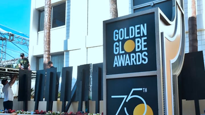Preparations are underway at the Beverly Hilton Hotel on January 5, 2018 in Beverly Hills, California for the 75th Annual Golden Globes Awards. / AFP PHOTO / FREDERIC J. BROWN (Photo credit should read FREDERIC J. BROWN/AFP/Getty Images)