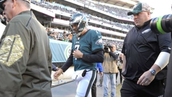 Nov 15, 2015; Philadelphia, PA, USA; Philadelphia Eagles quarterback Sam Bradford (7) walks off the field in the third quarter after injuring his shoulder against the Miami Dolphins during the third quarter at Lincoln Financial Field. The Dolphins defeated the Eagles, 20-19. Mandatory Credit: Eric Hartline-USA TODAY Sports