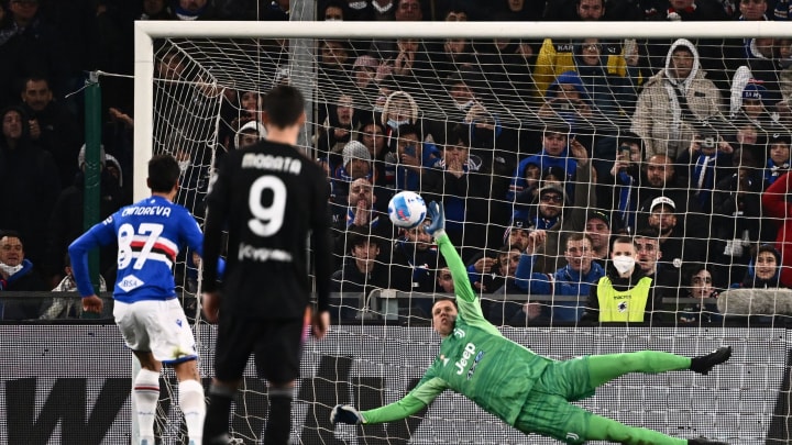 Wojciech Szczesny saved his fourth penalty in a row on Saturday. (Photo by Marco BERTORELLO / AFP) (Photo by MARCO BERTORELLO/AFP via Getty Images)