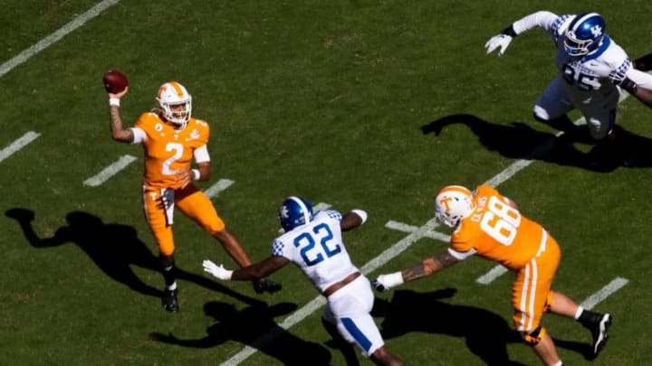Tennessee quarterback Jarrett Guarantano (2) looks to pass during a SEC conference football game between the Tennessee Volunteers and the Kentucky Wildcats held at Neyland Stadium in Knoxville, Tenn., on Saturday, October 17, 2020.Kns Ut Football Kentucky Bp