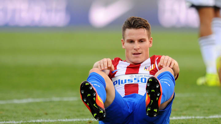 MADRID, SPAIN - SEPTEMBER 25: Kevin Gameiro of Club Atletico de Madrid reacts during the La Liga match between Atletico Madrid and Deportivo La Coruna at Vincente Calderon stadium on September 25, 2016 in Madrid, Spain. (Photo by Denis Doyle/Getty Images)