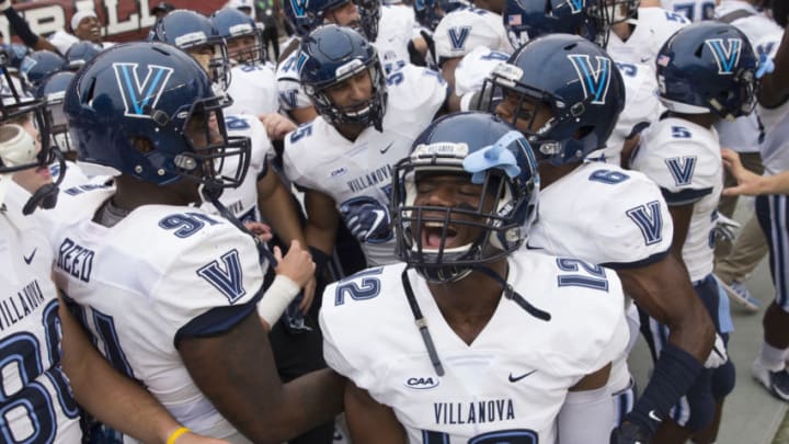 PHILADELPHIA, PA - SEPTEMBER 01: Damone Drew #12 of the Villanova Wildcats celebrates along with the rest of his teammates in the final moments of the game against the Temple Owls at Lincoln Financial Field on September 1, 2018 in Philadelphia, Pennsylvania. (Photo by Mitchell Leff/Getty Images)