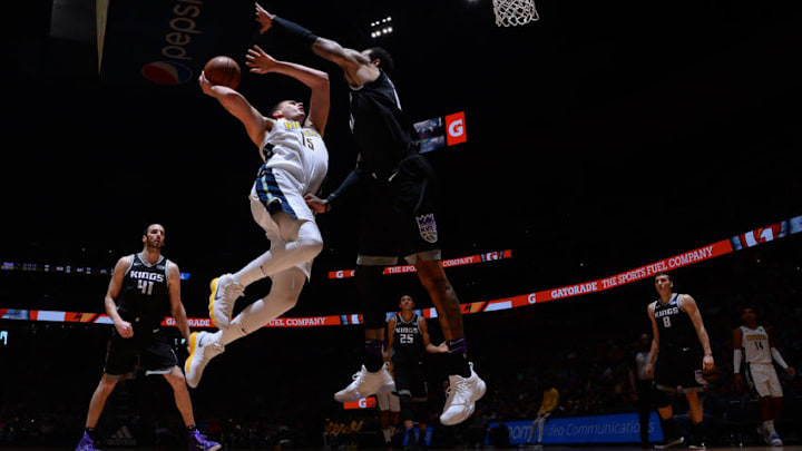 acramento Kings v Denver NuggetsDENVER, CO - MARCH 11: Nikola Jokic #15 of the Denver Nuggets dunks against the Sacramento Kings on March 11, 2018 at the Pepsi Center in Denver, Colorado. NOTE TO USER: User expressly acknowledges and agrees that, by downloading and/or using this Photograph, user is consenting to the terms and conditions of the Getty Images License Agreement. Mandatory Copyright Notice: Copyright 2018 NBAE (Photo by Bart Young/NBAE via Getty Images)Getty ID: 930630022