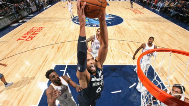 MINNEAPOLIS, MN – OCTOBER 27: Taj Gibson #67 of the Minnesota Timberwolves dunks against the Oklahoma City Thunder on October 27, 2017 at Target Center in Minneapolis, Minnesota. NOTE TO USER: User expressly acknowledges and agrees that, by downloading and/or using this photograph, user is consenting to the terms and conditions of the Getty Images License Agreement. Mandatory Copyright Notice: Copyright 2017 NBAE (Photo by David Sherman/NBAE via Getty Images)