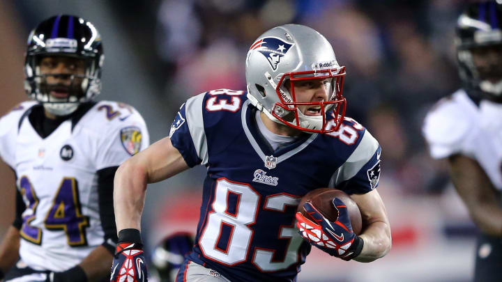 FOXBORO, MA – JANUARY 20: Wes Welker #83 of the New England Patriots runs with the ball after a catch against the Baltimore Ravens during the 2013 AFC Championship game at Gillette Stadium on January 20, 2013 in Foxboro, Massachusetts. (Photo by Al Bello/Getty Images)