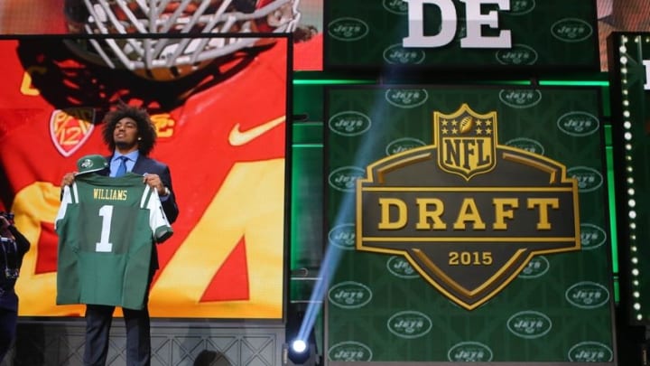 Apr 30, 2015; Chicago, IL, USA; Leonard Williams (Southern California) poses for a photo after being selected as the number sixth overall pick to the New York Jets in the first round of the 2015 NFL Draft at the Auditorium Theatre of Roosevelt University. Mandatory Credit: Dennis Wierzbicki-USA TODAY Sports