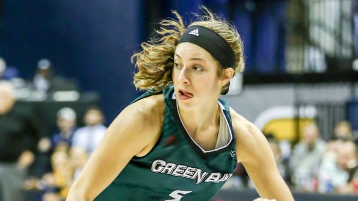 CHATTANOOGA, TN – NOVEMBER 25: Green Bay Phoenix guard Laken James (5) brings the ball up court during the NCAA women’s basketball game between Wisconsin – Green Bay and UT Chattanooga on November 25, 2016, at McKenzie Arena in Chattanooga, TN. Wisconsin – Green Bay defeated Chattanooga 71-55. (Photo by Frank Mattia/Icon Sportswire via Getty Images)