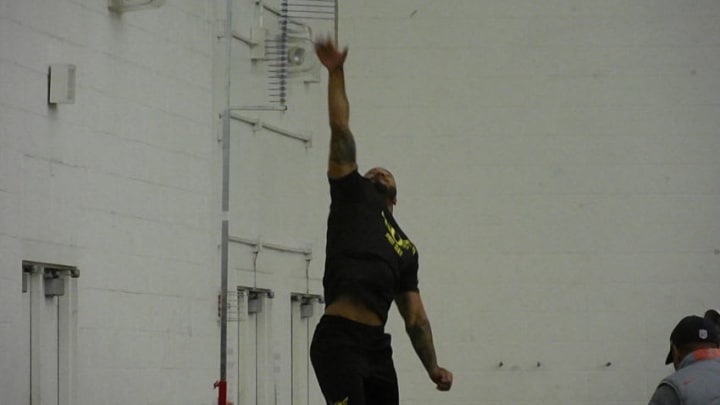 Charles Nelson working out for NFL Scouts during Oregon Football Pro Day.Justin Phillips/KPNW Sports