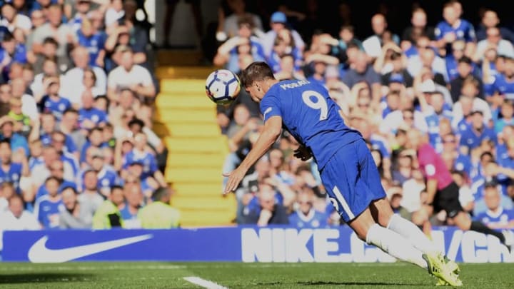 LONDON, ENGLAND - AUGUST 12: Alvaro Morata of Chelsea scores his sides first goal during the Premier League match between Chelsea and Burnley at Stamford Bridge on August 12, 2017 in London, England. (Photo by Michael Regan/Getty Images)