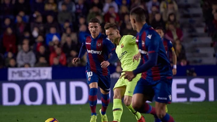 VALENCIA, SPAIN - DECEMBER 16: Ivan Rakitic, midfielder of FC Barcelona pass the ball during the La Liga match between Levante UD and FC Barcelona at Ciutat de Valencia on December 16, 2018 in Valencia, Spain. (Photo by Carlos Sanchez Martinez/Icon Sportswire via Getty Images)