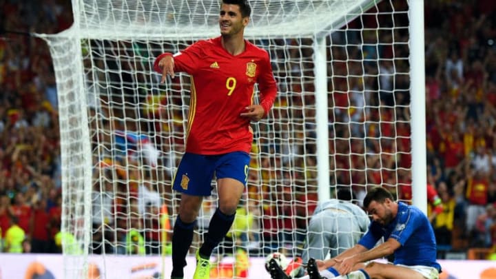 MADRID, SPAIN - SEPTEMBER 02: Alvaro Morata of Spain celebrates after scoring his team's third goal during the FIFA 2018 World Cup Qualifier between Spain and Italy at Estadio Santiago Bernabeu on September 2, 2017 in Madrid, Spain. (Photo by David Ramos/Getty Images)