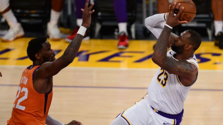 Los Angeles Lakers LeBron James (Gary A. Vasquez-USA TODAY Sports)