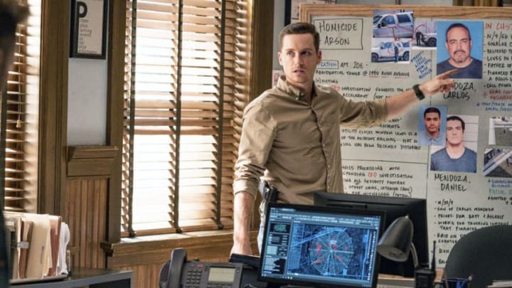 CHICAGO P.D. -- "Endings" Episode 603 -- Pictured: Jesse Lee Soffer as Jay Halstead -- (Photo by: Matt Dinerstein/NBC)