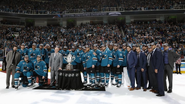 SAN JOSE, CA – MAY 25: The San Jose Sharks pose around the Clarence S. Campbell Bowl after winning against the St Louis Blues in game six of the Western Conference Finals during the 2016 NHL Stanley Cup Playoffs at the SAP Center at San Jose on May 25, 2016 in San Jose, California. (Photo by Don Smith/NHLI via Getty Images)