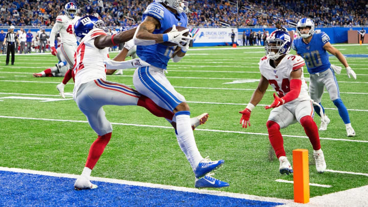 DETROIT, MI – OCTOBER 27: Kenny Golladay #19 of the Detroit Lions makes the touchdown catch as Deandre Baker #27 and Grant Haley #34 of the New York Giants defend during the third quarter of the game at Ford Field on October 27, 2019 in Detroit, Michigan. Detroit defeated New York 31-26. (Photo by Leon Halip/Getty Images)
