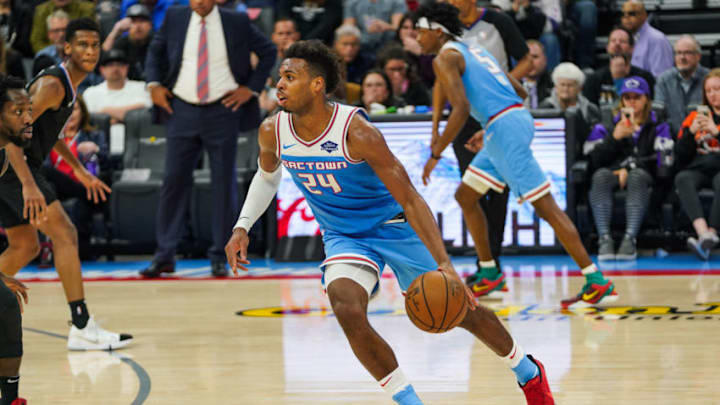 SACRAMENTO, CALIFORNIA - MARCH 01: Buddy Hield #24 of the Sacramento Kings handles the ball in a game against the Los Angeles Clippers at Golden 1 Center on March 01, 2019 in Sacramento, California. (Photo by Cassy Athena/Getty Images)