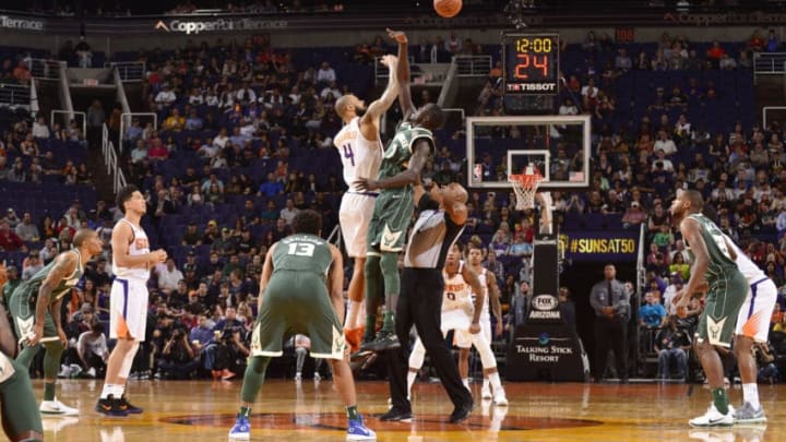 PHOENIX, AZ - NOVEMBER 22: (Photo by Barry Gossage/NBAE via Getty Images)