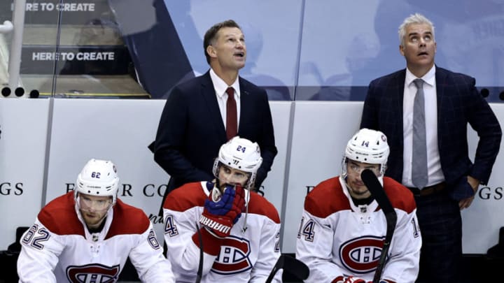 TORONTO, ONTARIO - AUGUST 14: Associate Coach Kirk Muller (top left) of the Montreal Canadiens reacts against the Philadelphia Flyers during the third period in Game Two of the Eastern Conference First Round during the 2020 NHL Stanley Cup Playoffs at Scotiabank Arena on August 14, 2020 in Toronto, Ontario, Canada. Muller will fill in as Interim Head Coach for Claude Julien. (Photo by Elsa/Getty Images)