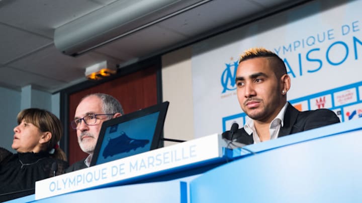 MARSEILLE, FRANCE - JANUARY 30: Olympique de Marseille manager Jacques Andoni Zubizarreta (L) holds a press conference to present new player Dimitri Payet (R) at the Robert Louis Dreyfus stadium on January 30, 2017 in Marseille, France. The French international has signed a four and a half year contract with the French Ligue 1 club. (Photo by Clement Mahoudeau/IP3/Getty Images)