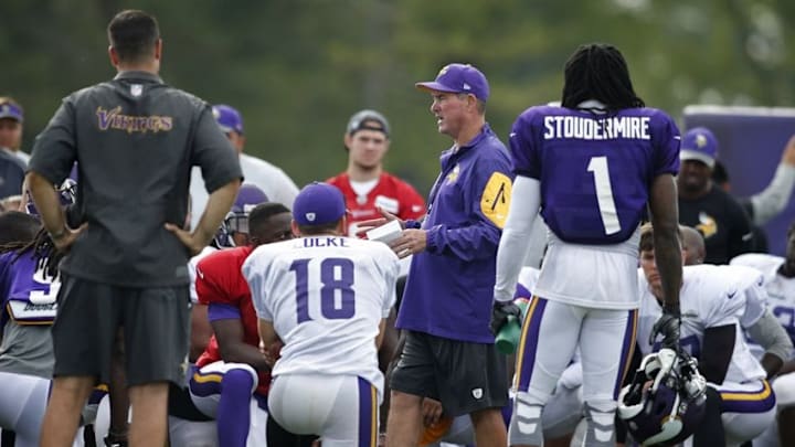 Aug 1, 2016; Mankato, MN, USA; Minnesota Vikings head coach Mike Zimmer addresses his team after the afternoon session of training camp at Minnesota State University. Mandatory Credit: Bruce Kluckhohn-USA TODAY Sports Aug 1, 2016; Mankato, MN, USA; Minnesota Vikings head coach Mike Zimmer addresses his team after the afternoon session of training camp at Minnesota State University. Mandatory Credit: Bruce Kluckhohn-USA TODAY Sports