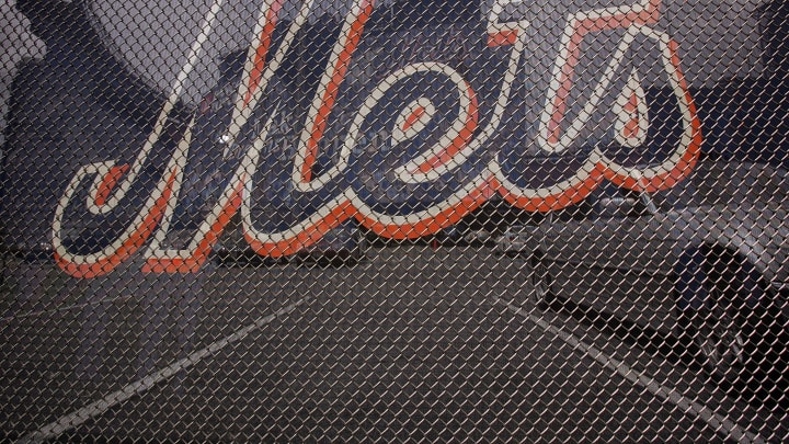 NEW YORK – JUNE 13: The Mets team logo (Photo by Spencer Platt/Getty Images)