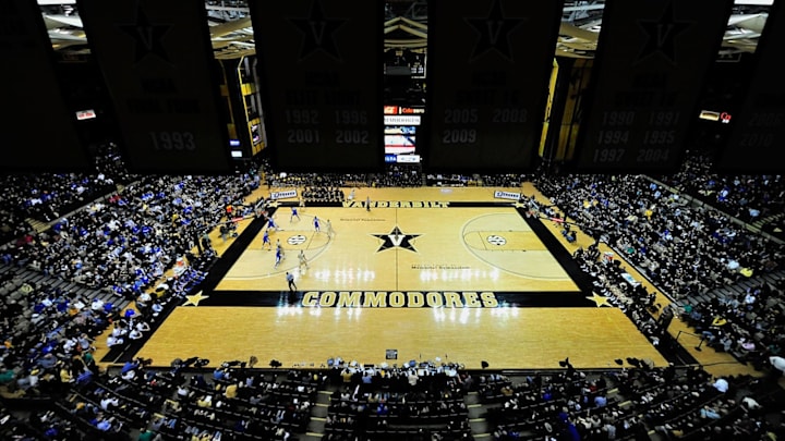 NASHVILLE, TN – FEBRUARY 12: Global view of the game between the Vanderbilt Commodores and the Kentucky Wildcats at Memorial Gym on February 12, 2011 in Nashville, Tennessee. (Photo by Grant Halverson/Getty Images)