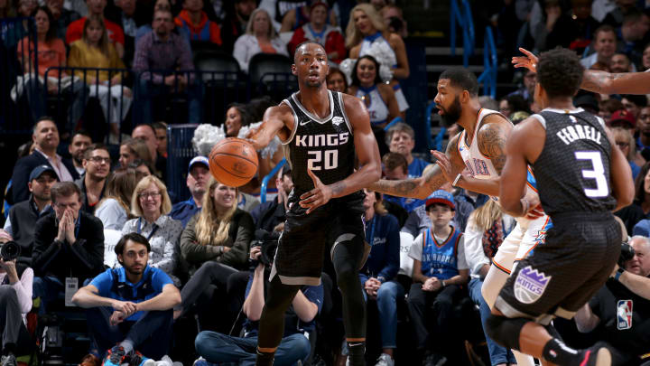 OKLAHOMA CITY, OK- FEBRUARY 23: Harry Giles #20 of the Sacramento Kings passes the ball against the Oklahoma City Thunder on February 23, 2019 at Chesapeake Energy Arena in Oklahoma City, Oklahoma. NOTE TO USER: User expressly acknowledges and agrees that, by downloading and or using this photograph, User is consenting to the terms and conditions of the Getty Images License Agreement. Mandatory Copyright Notice: Copyright 2019 NBAE (Photo by Zach Beeker/NBAE via Getty Images)