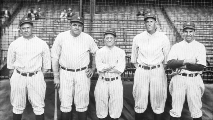 NEW YORK, NY - CIRCA 1927: (L-R) Waite Hoyt, Babe Ruth, Huggins, Miller Huggins, Bob Meusel, and Bob Shawkey pose for a photo at Yankee Stadium in New York City in 1927. (Photo Reproduction by Transcendental Graphics/Getty Images)